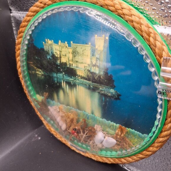 Vintage Trieste Souvenir Wall Art With Castle & Seashells Under Plastic Dome - Picture 2 of 7
